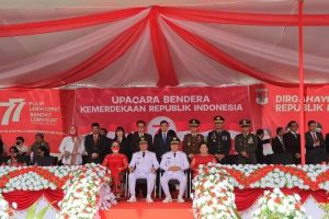 Foto : Bersama Bupati dan wakil Bupati bersama unsur Forkompimda
