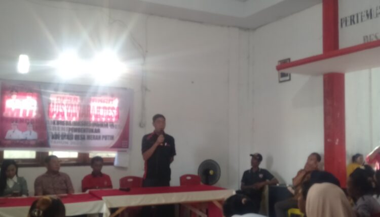 Hukum Tua Servi Ratu saat membuka pelaksanaan Musdeskus